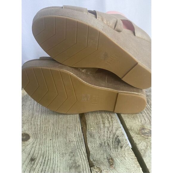 EILEEN FISHER Bella Gold Metallic Leather Suede Platform Wedge Sandal Wm’s Sz 10 - Picture 9 of 10
